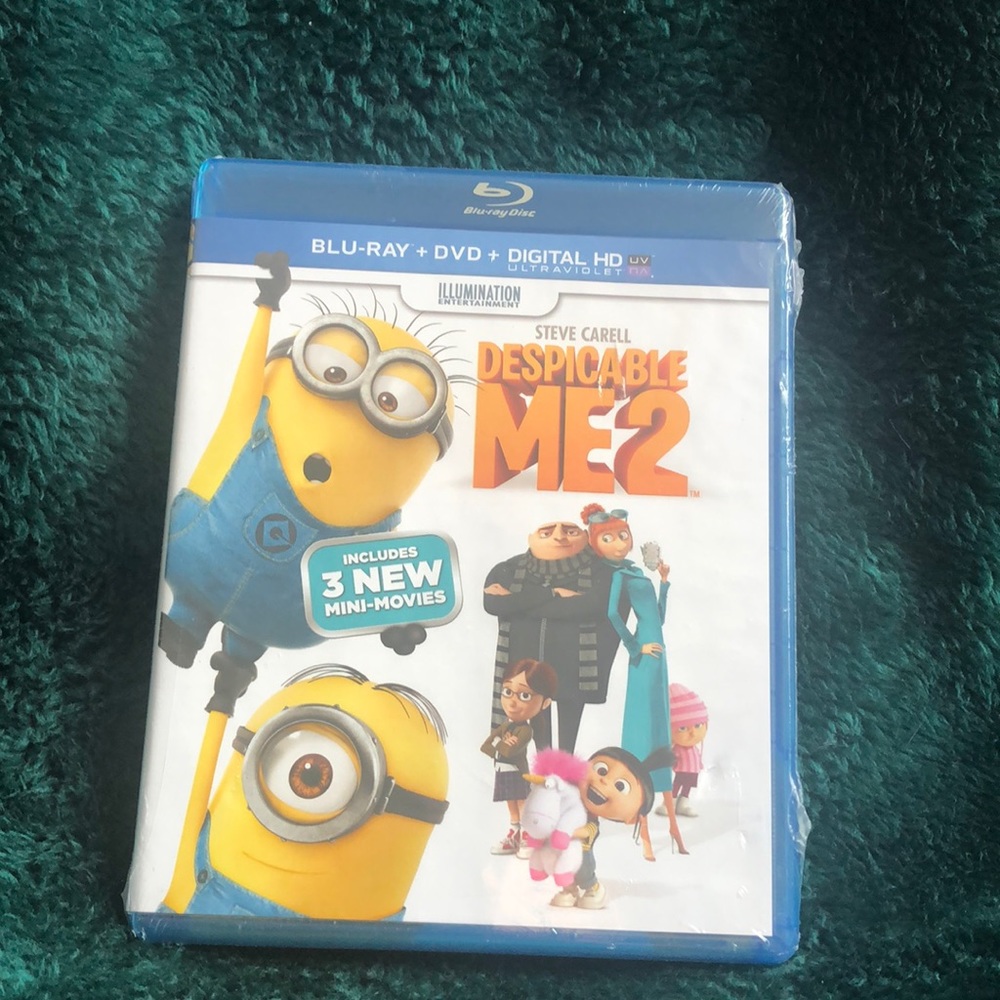 ⭐️4/$36⭐️ Despicable Me 2 with Digital Copy